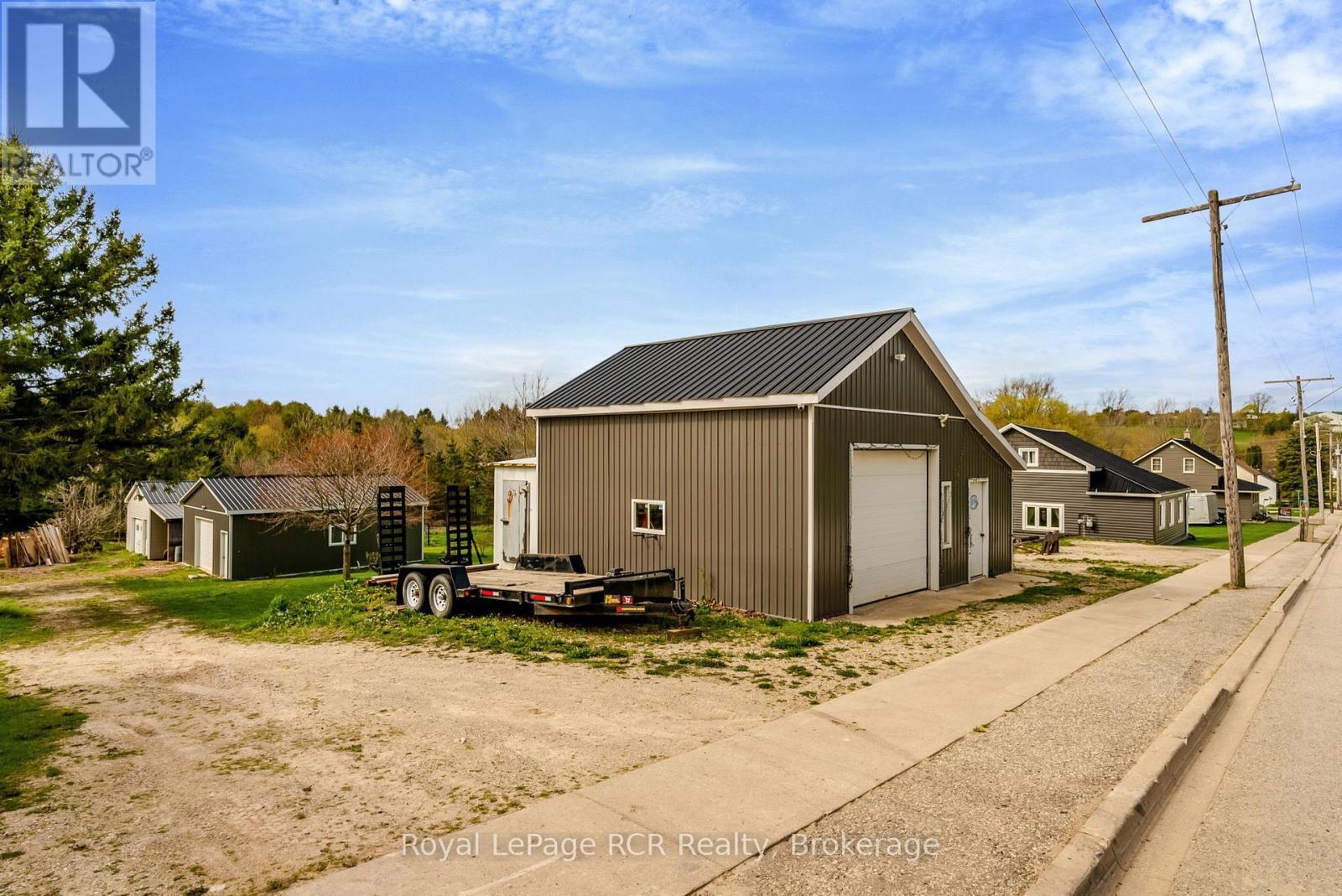 












181 COUNCIL ROAD

,
South Bruce,




Ontario
N0G1W0

