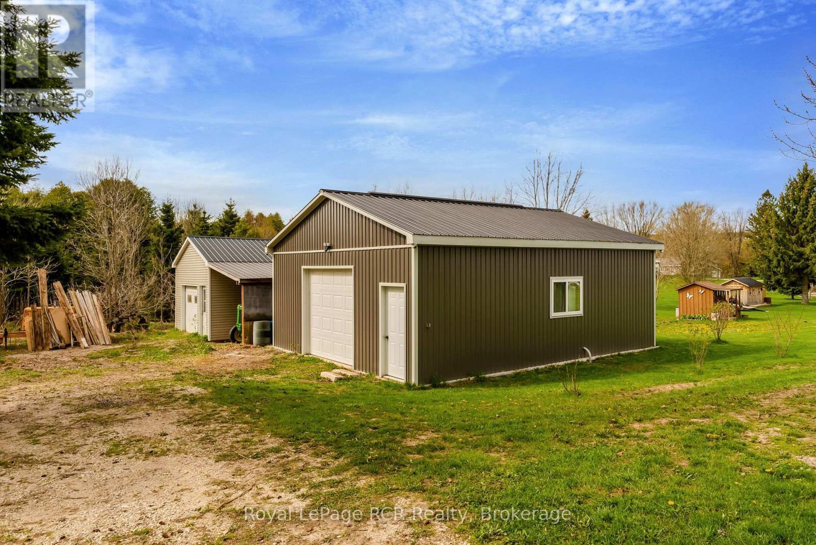 












181 COUNCIL ROAD

,
South Bruce,




Ontario
N0G1W0

