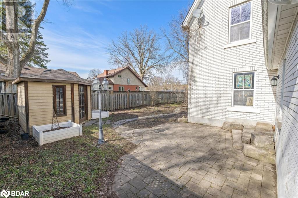 












26 CONFEDERATION Street

,
Glen Williams,




Ontario
L7G3R6

