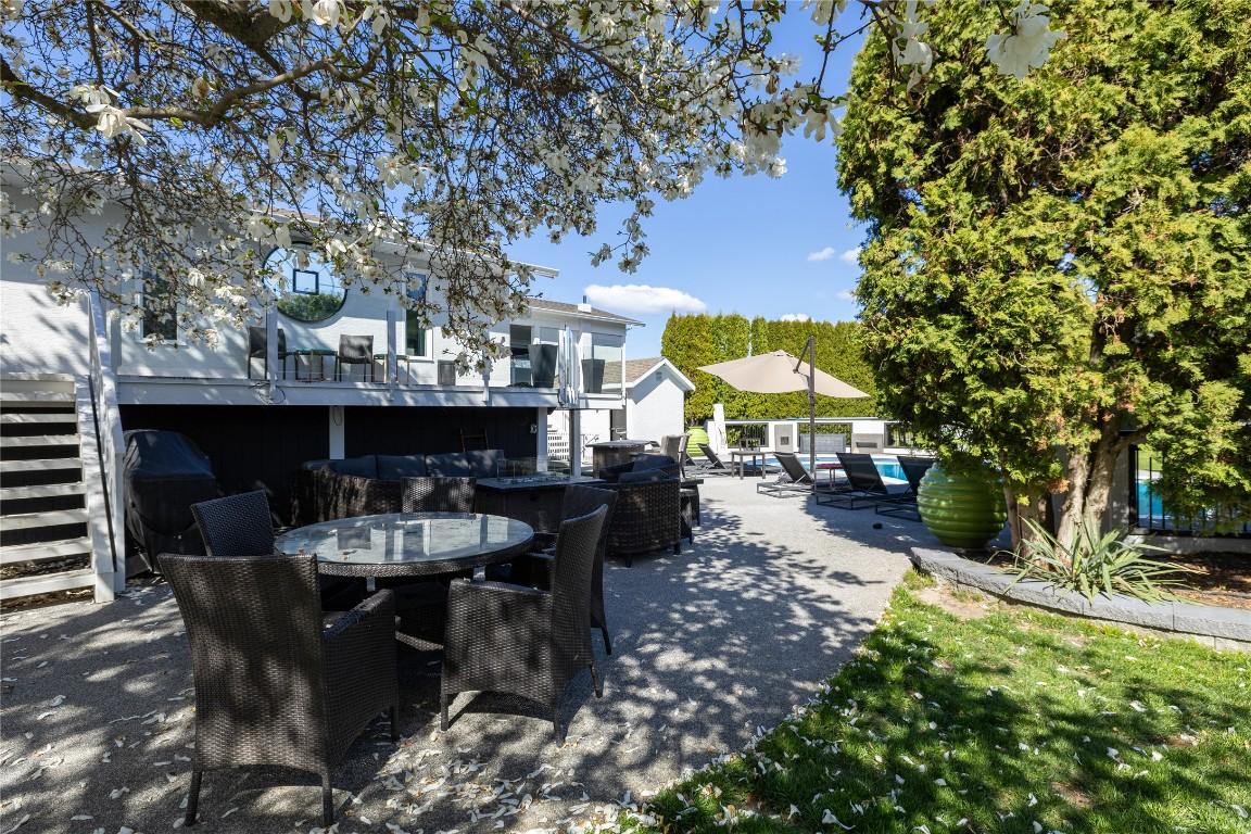 









771


Torrs

Road,
Kelowna,




BC
V1W 1B4

