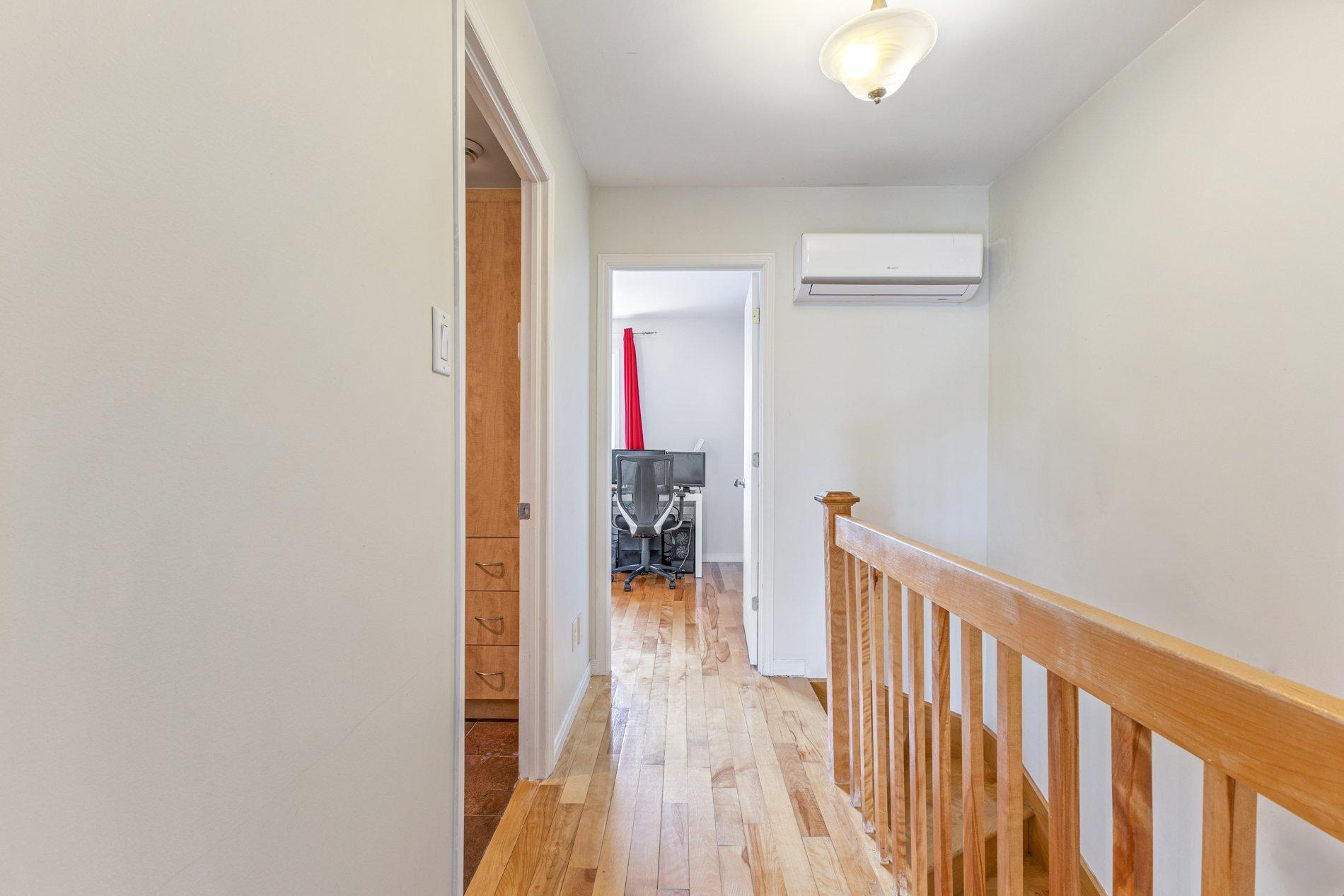 









4643


Boul. Dagenais O.

,
Laval (Fabreville),




QC
H7R1L7

