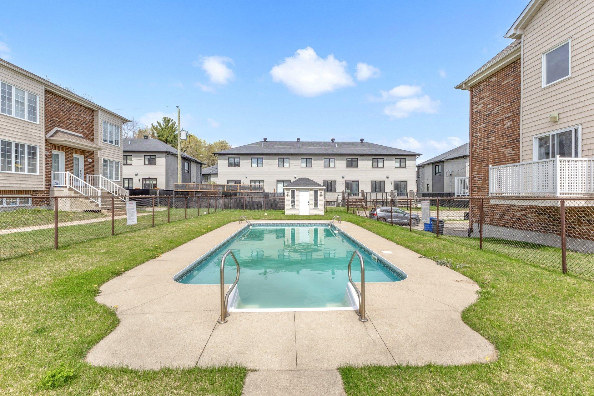 









4643


Boul. Dagenais O.

,
Laval (Fabreville),




QC
H7R1L7

