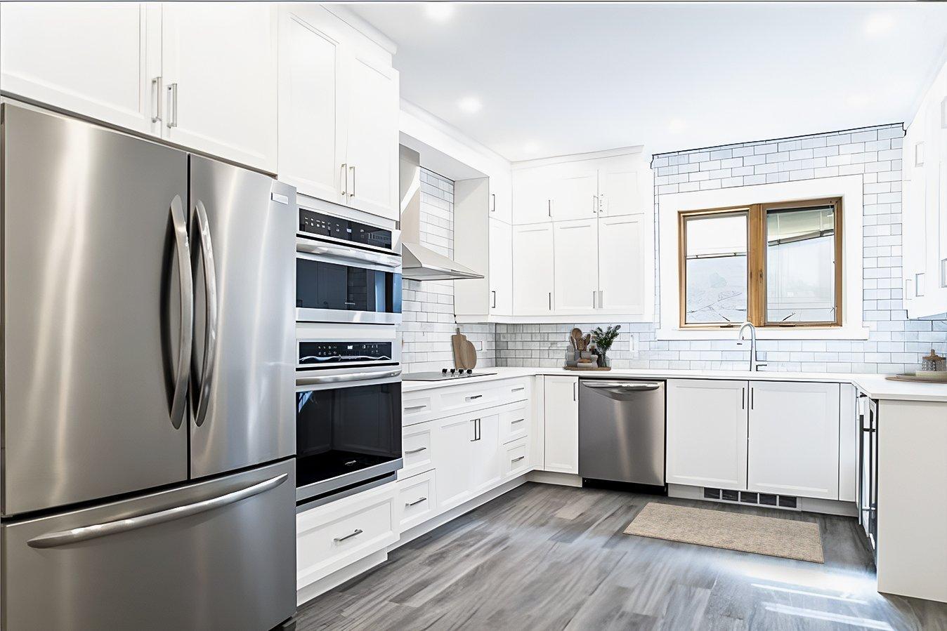 









5053

 - 5055


Av. Victoria

,
Montréal (Côte-des-Neiges/Notre-Dame-de-Grâce),




QC
H3W2N2

