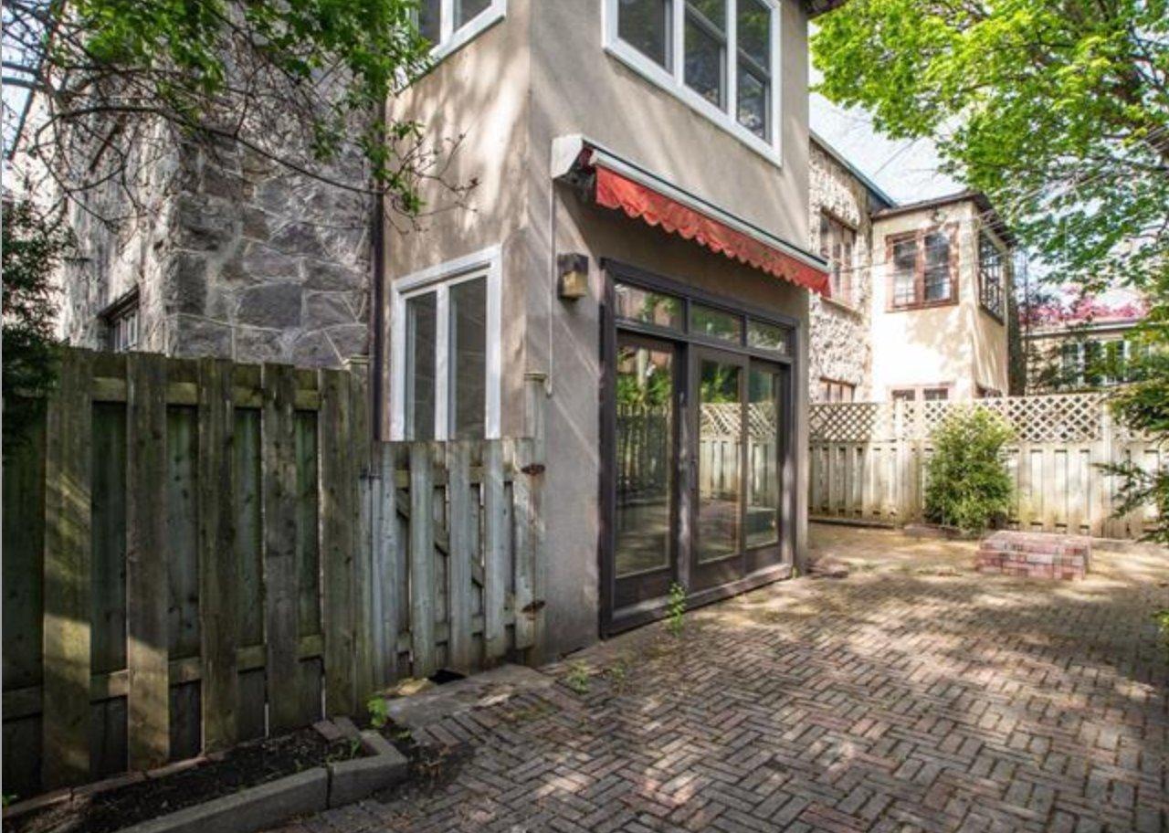 









5053

 - 5055


Av. Victoria

,
Montréal (Côte-des-Neiges/Notre-Dame-de-Grâce),




QC
H3W2N2

