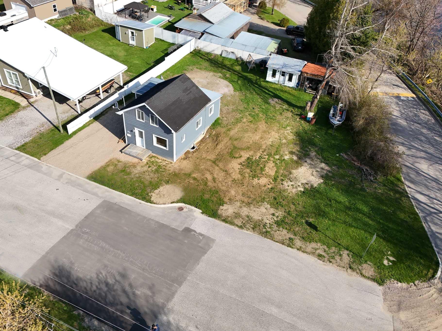 









492


Rue Ste-Anne

,
Maniwaki,




QC
J9E1J7

