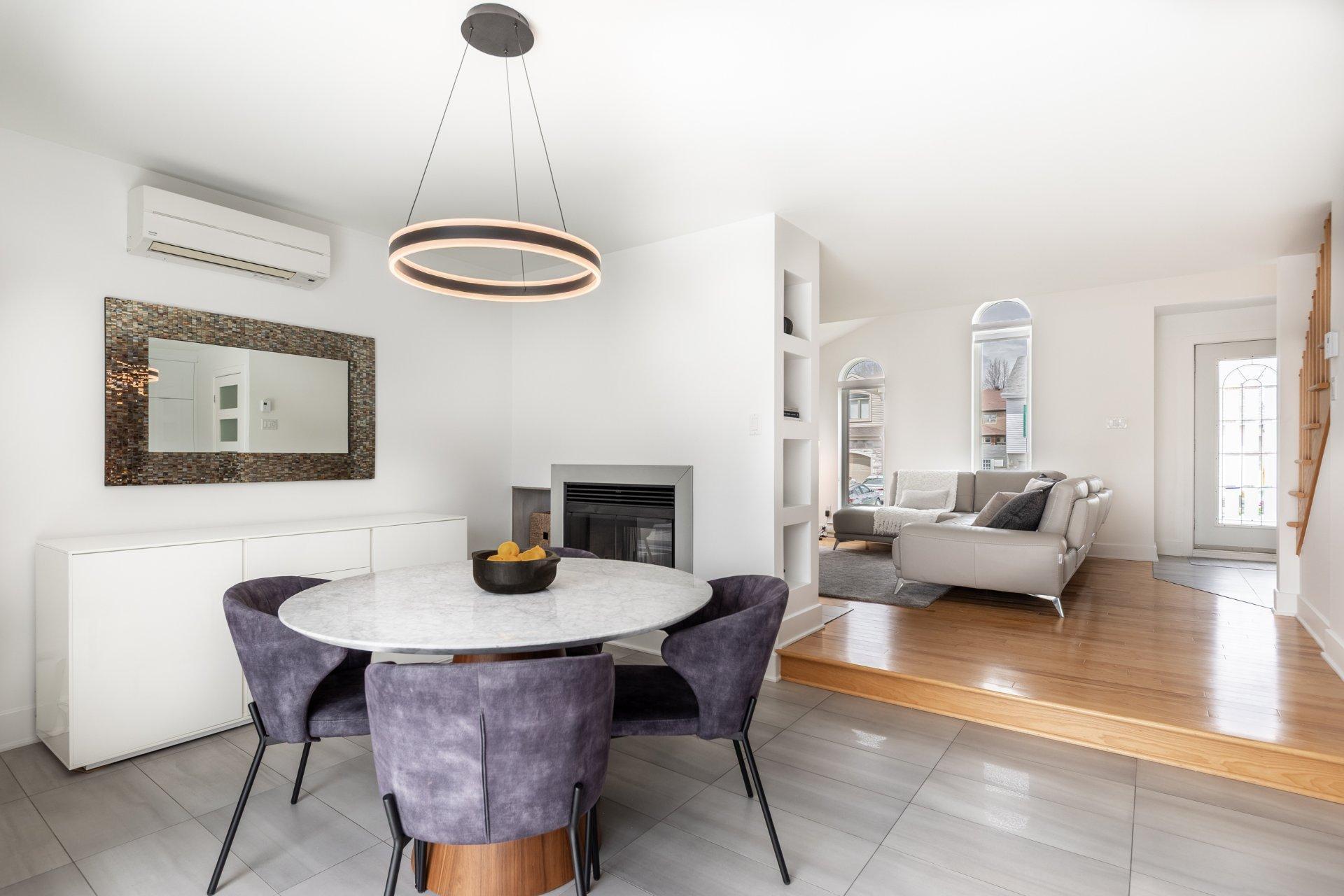 









189


Rue de Marseille

,
Sainte-Julie,




QC
J3E2C1

