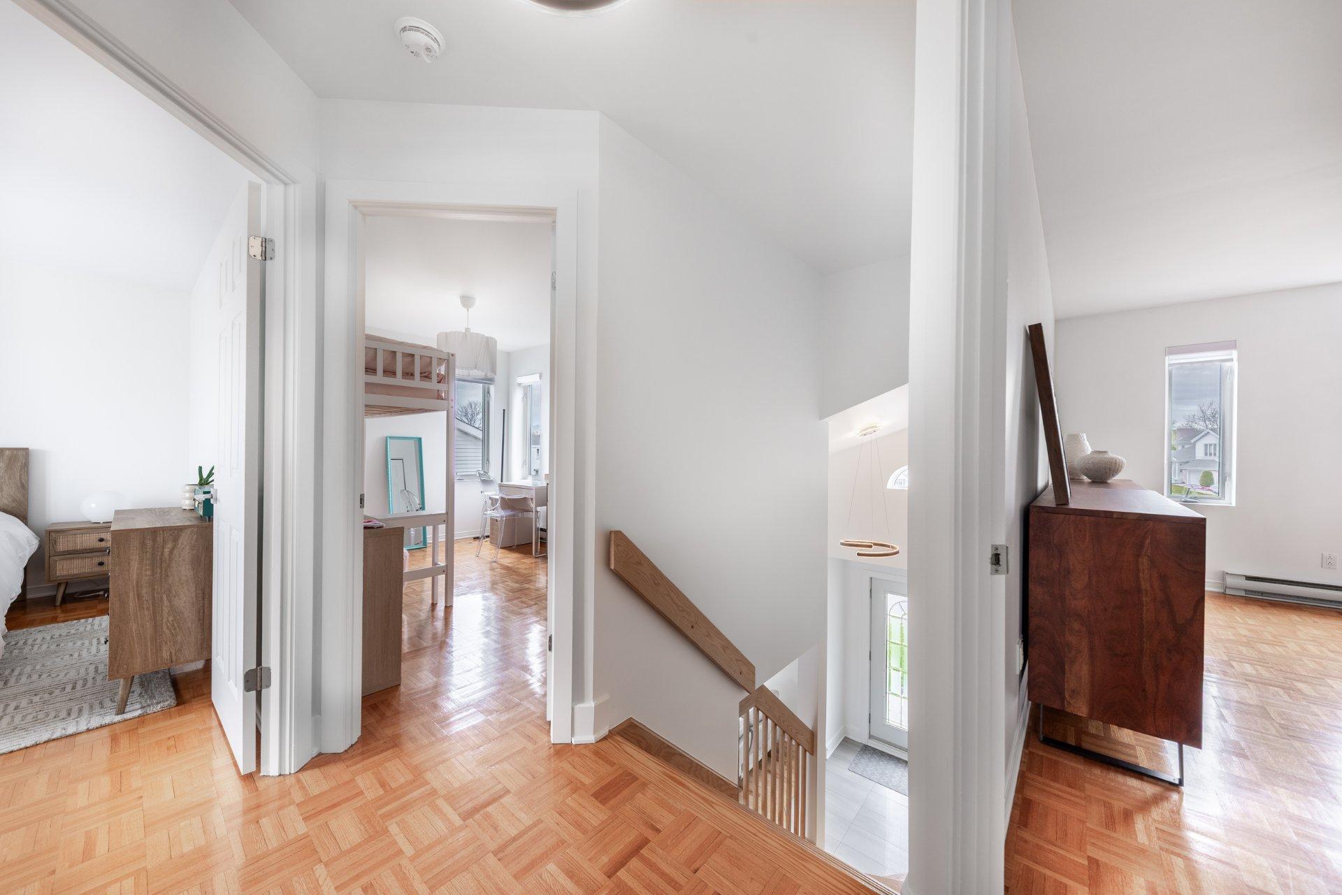









189


Rue de Marseille

,
Sainte-Julie,




QC
J3E2C1

