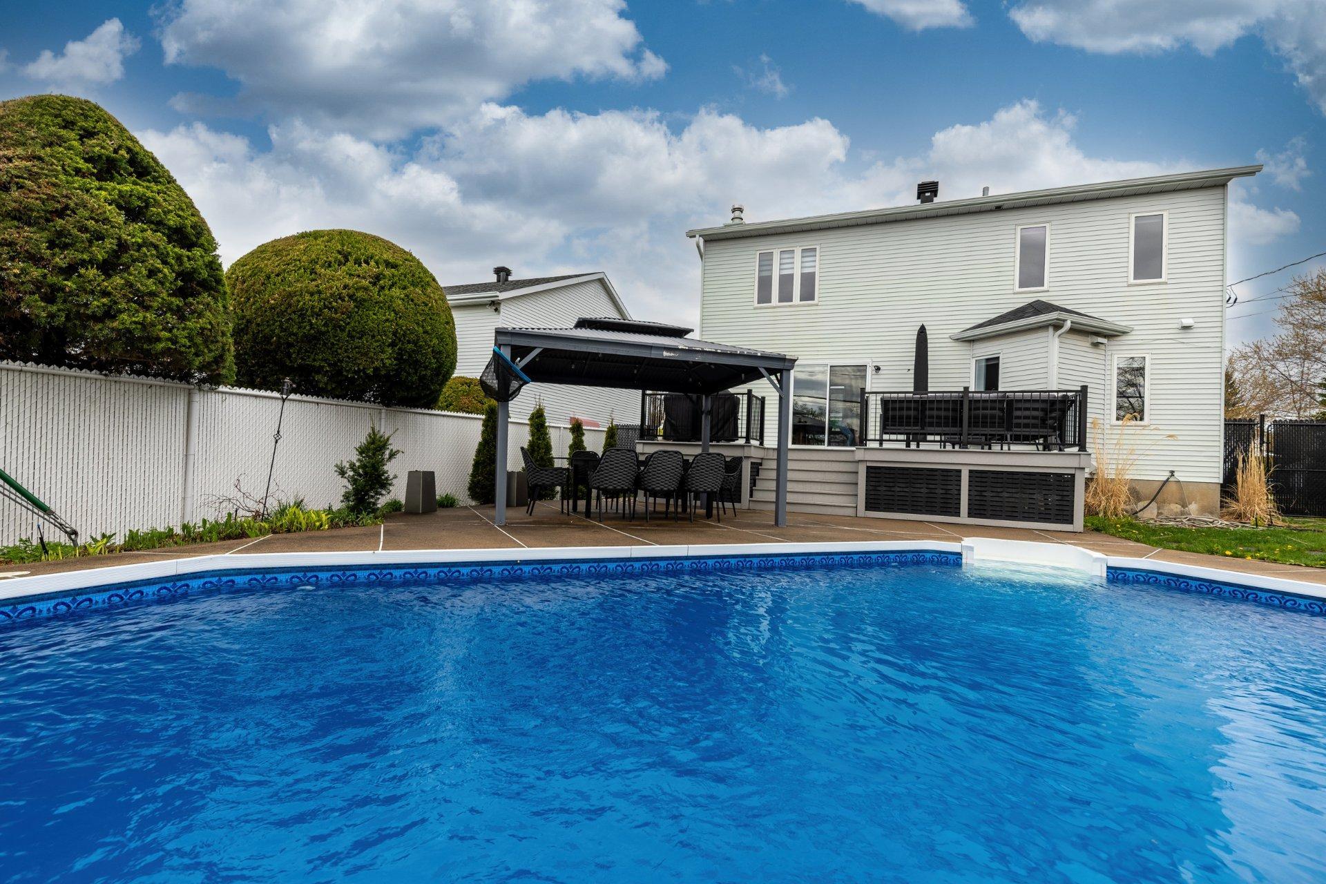 









189


Rue de Marseille

,
Sainte-Julie,




QC
J3E2C1

