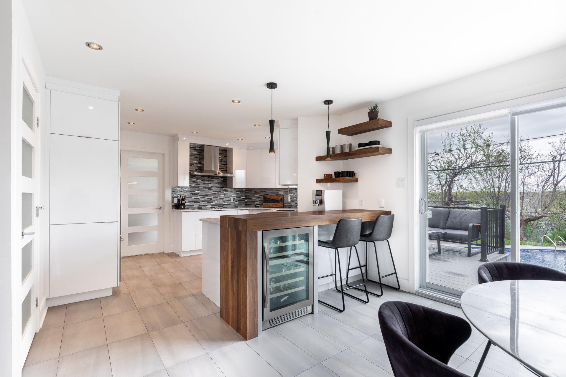 









189


Rue de Marseille

,
Sainte-Julie,




QC
J3E2C1

