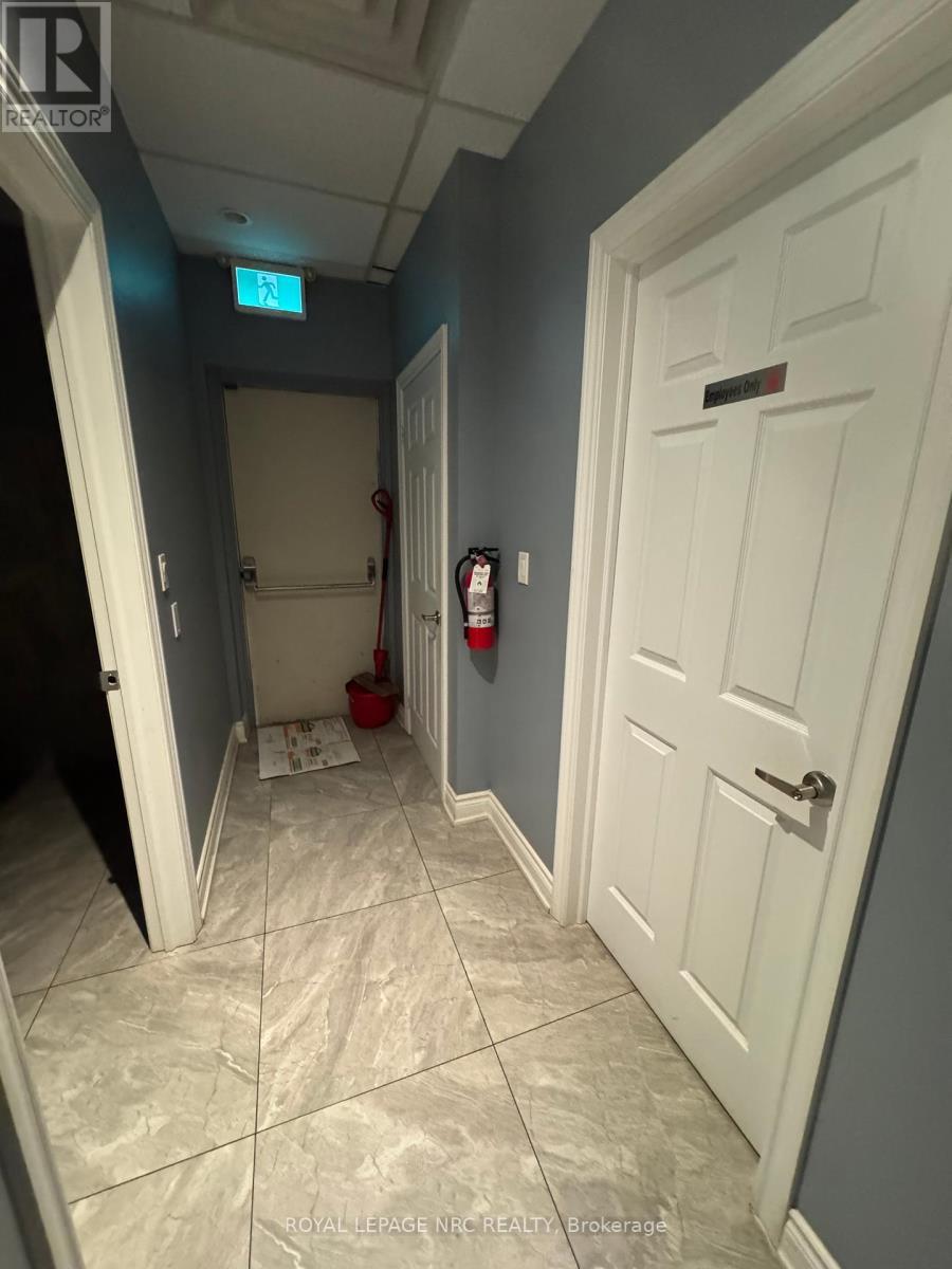 












2 - 224 GLENRIDGE AVENUE

,
St. Catharines (Glendale/Glenridge),




Ontario
L2T3J9

