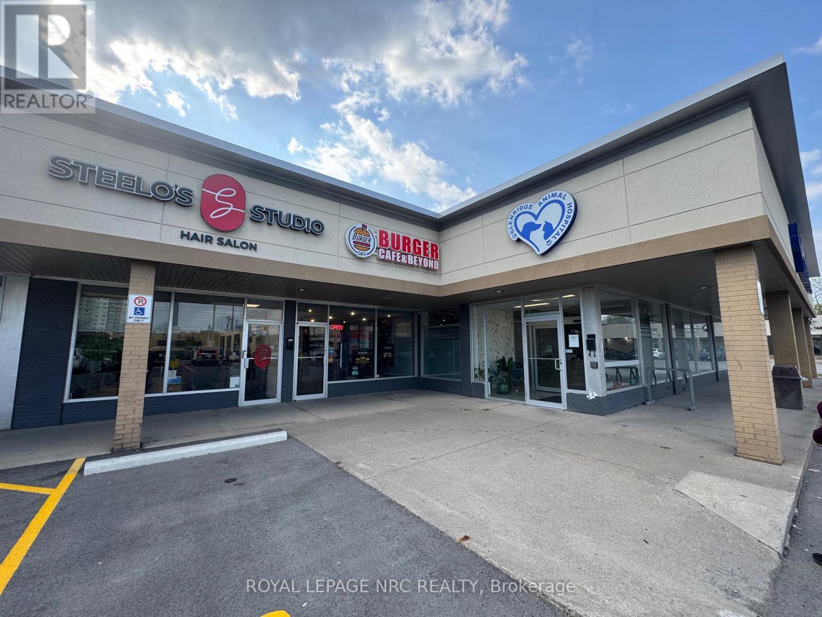 












2 - 224 GLENRIDGE AVENUE

,
St. Catharines (Glendale/Glenridge),




Ontario
L2T3J9

