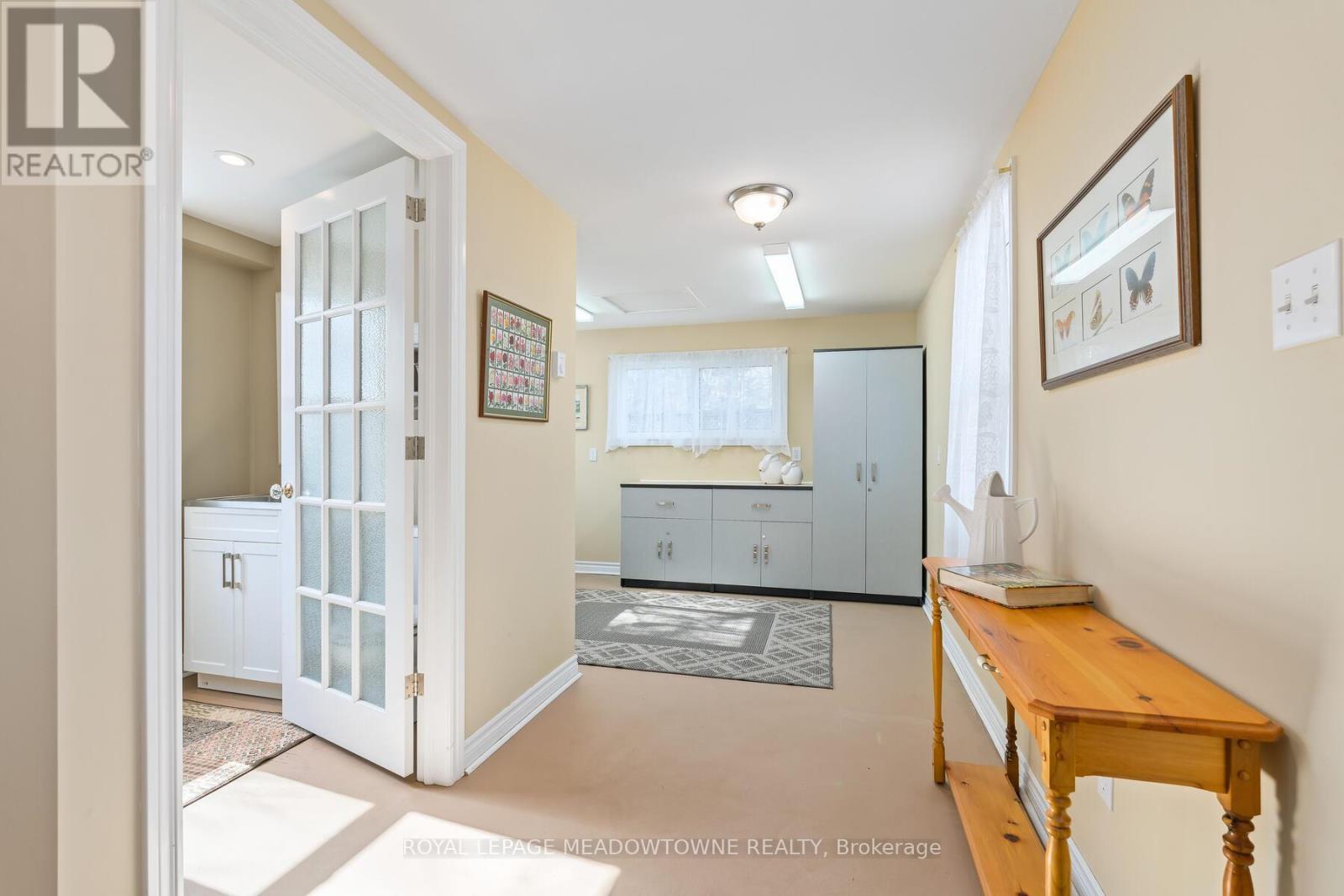 












26 CONFEDERATION STREET

,
Halton Hills,




Ontario
L7G3R6

