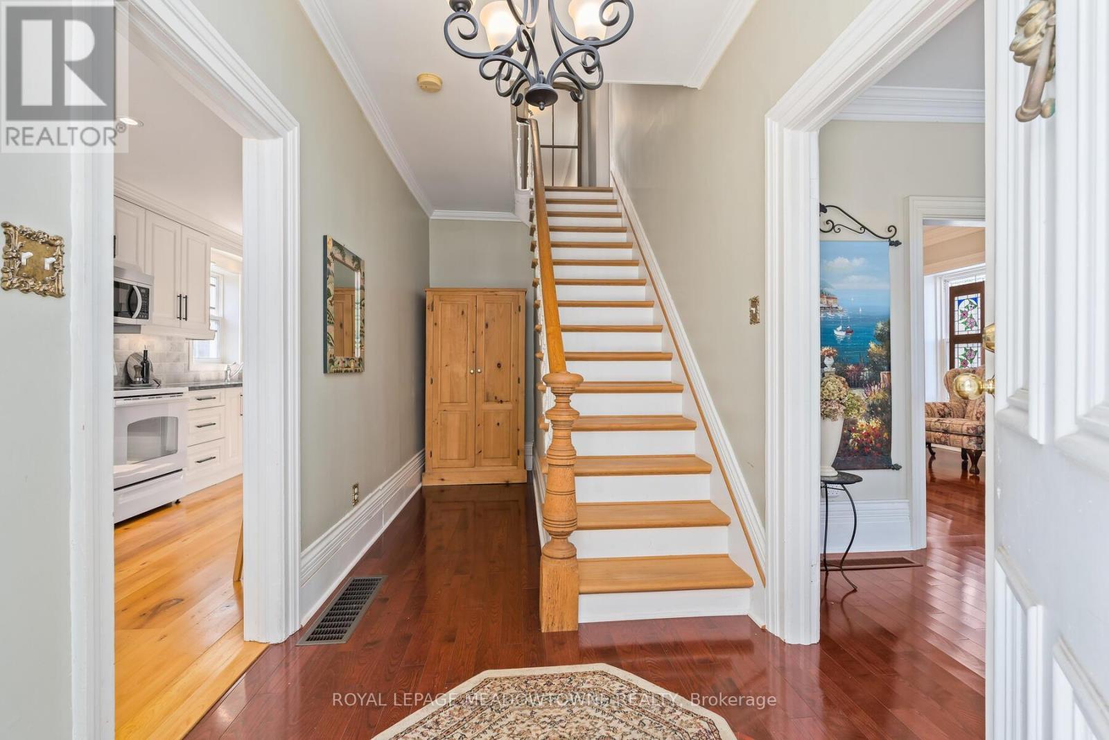 












26 CONFEDERATION STREET

,
Halton Hills,




Ontario
L7G3R6

