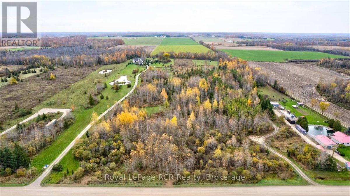 












PT LT 17 SOUTHGATE 12 ROAD

,
Southgate,







Ontario
N0G2A0

