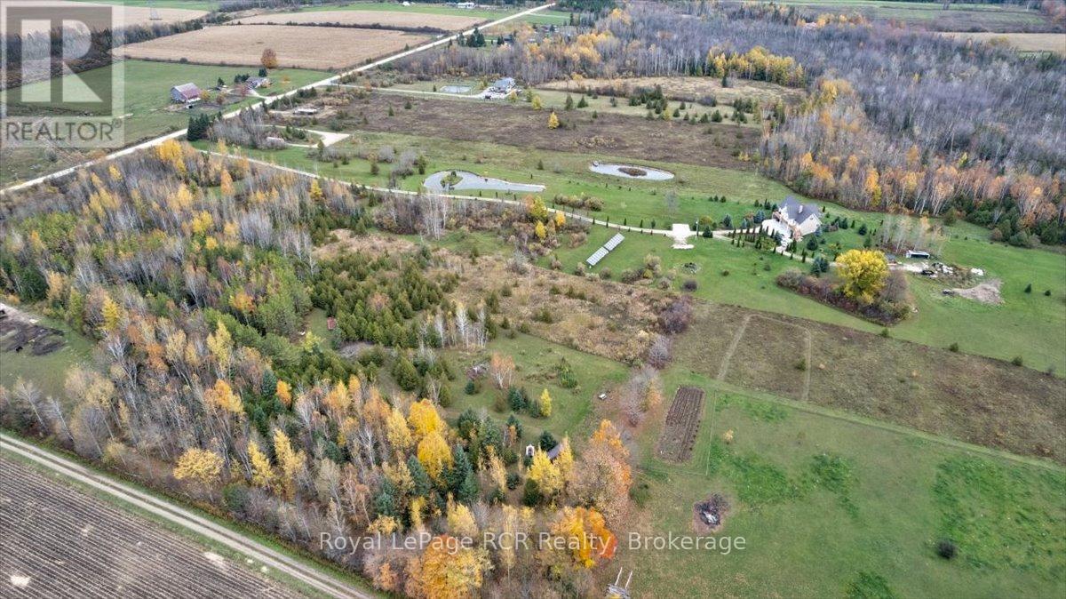 












PT LT 17 SOUTHGATE 12 ROAD

,
Southgate,







Ontario
N0G2A0

