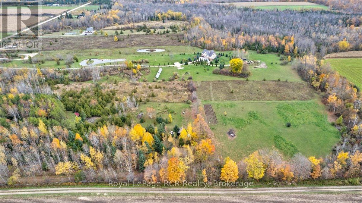 












PT LT 17 SOUTHGATE 12 ROAD

,
Southgate,







Ontario
N0G2A0


