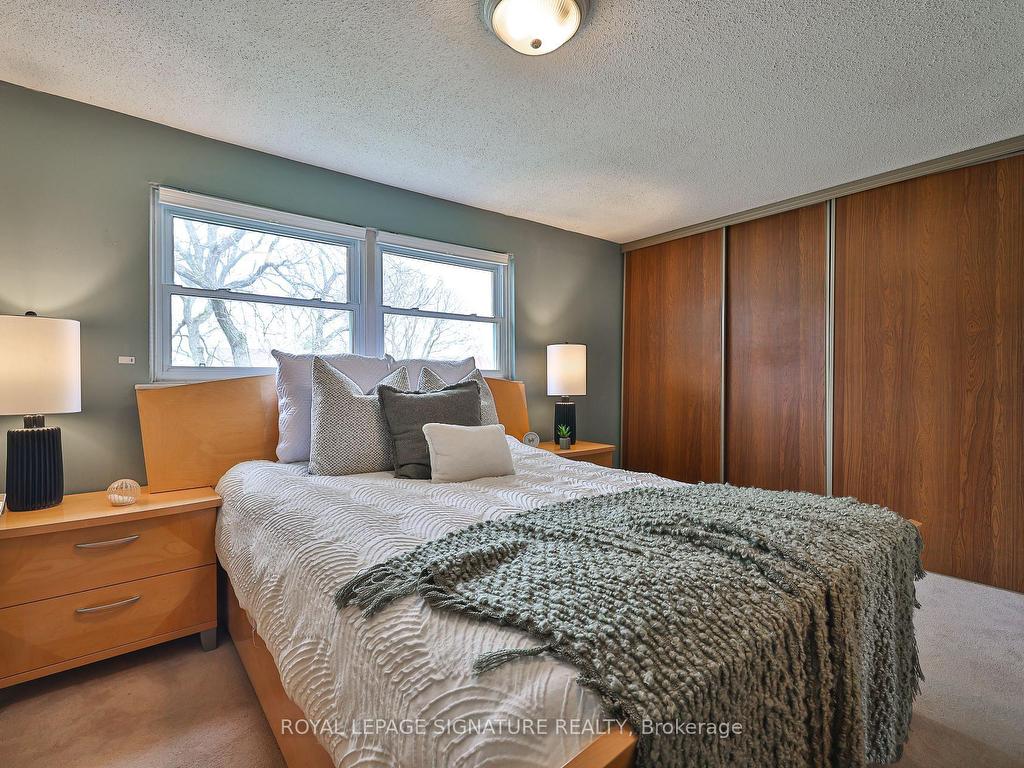 









342


Homestead

Court,
Oshawa,




ON
L1J 6V3

