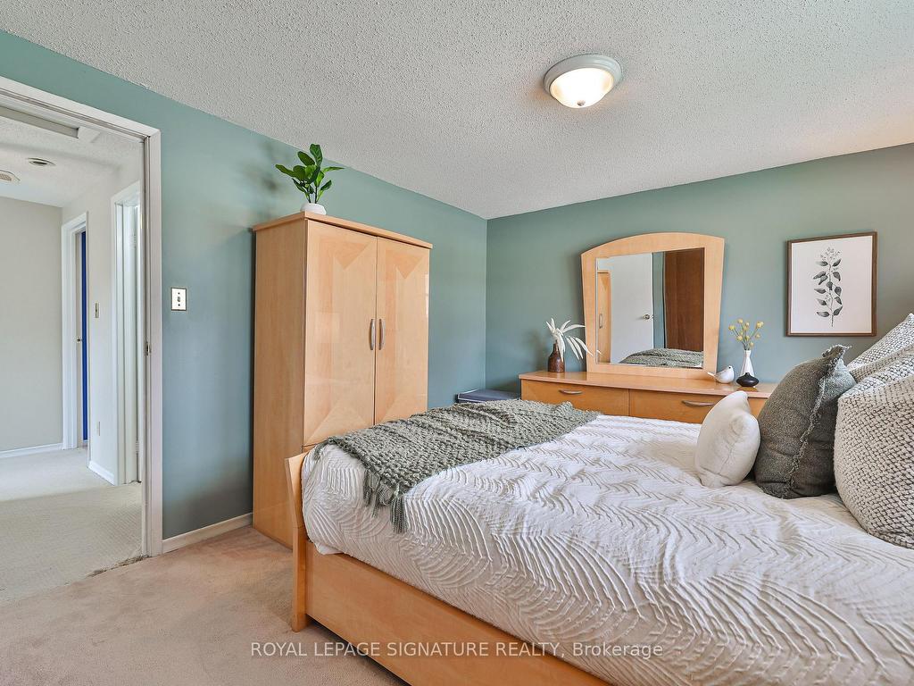 









342


Homestead

Court,
Oshawa,




ON
L1J 6V3

