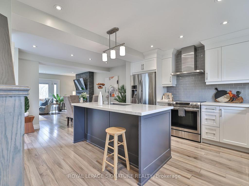 









342


Homestead

Court,
Oshawa,




ON
L1J 6V3

