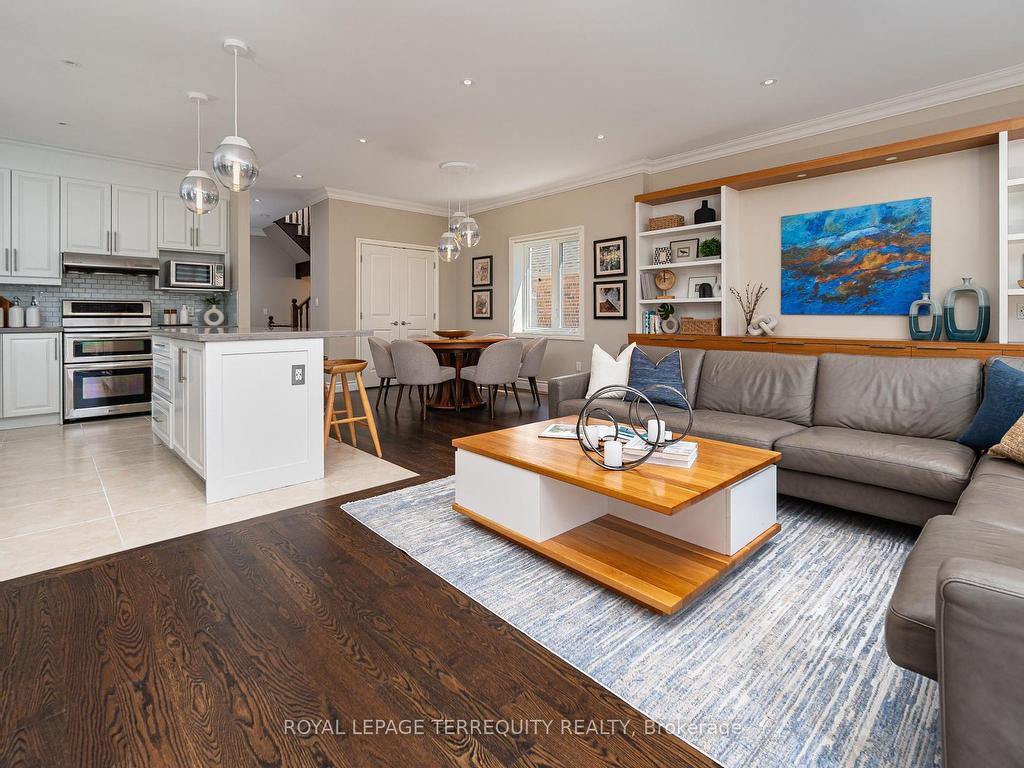 









72


Northbrook

Road,
Toronto,




ON
M4J 4G3

