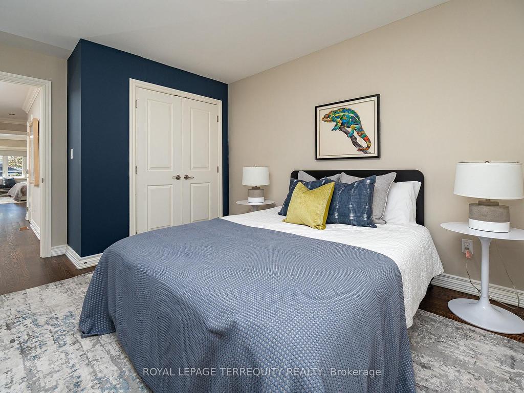 









72


Northbrook

Road,
Toronto,




ON
M4J 4G3

