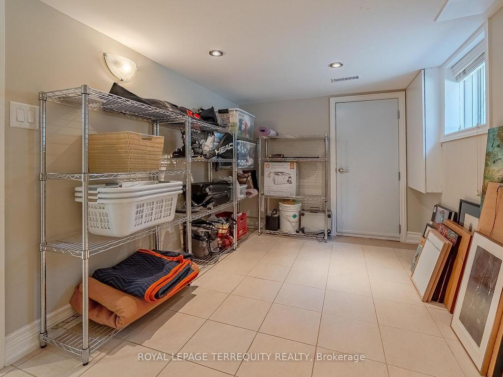 









72


Northbrook

Road,
Toronto,




ON
M4J 4G3

