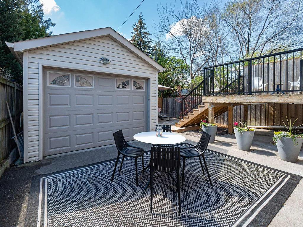 









72


Northbrook

Road,
Toronto,




ON
M4J 4G3

