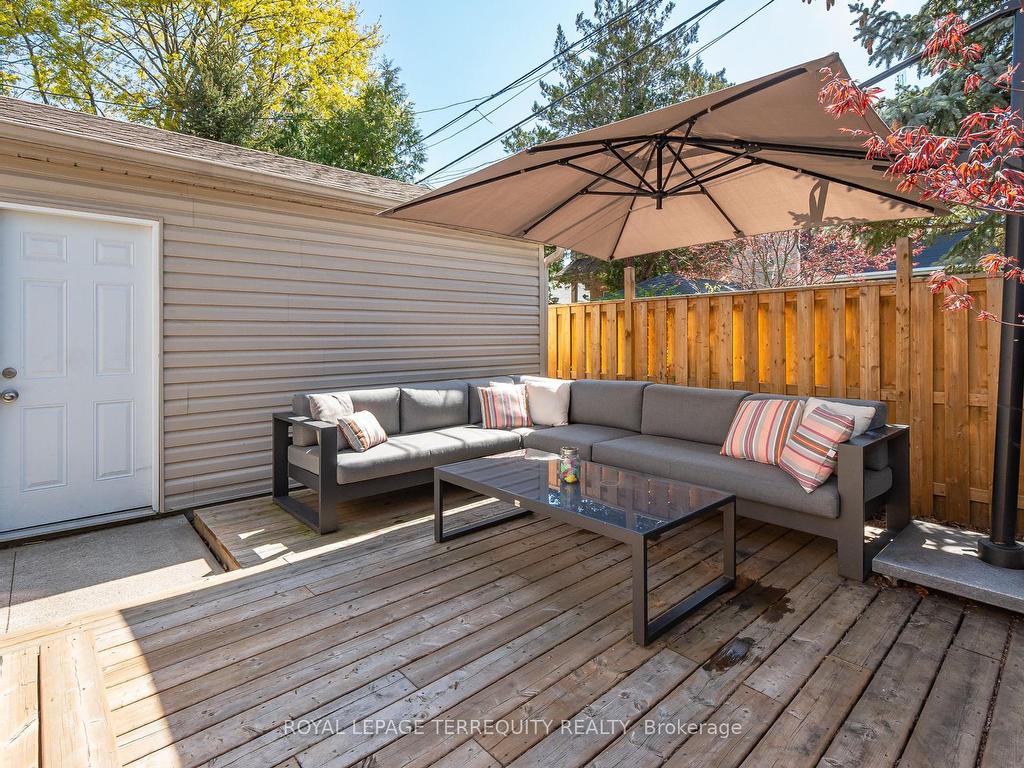









72


Northbrook

Road,
Toronto,




ON
M4J 4G3

