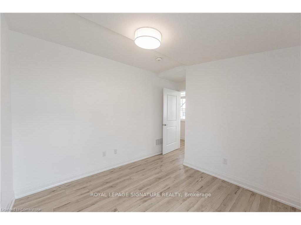 









777


Beach

Boulevard,
Hamilton,




ON
L8H 6Y5

