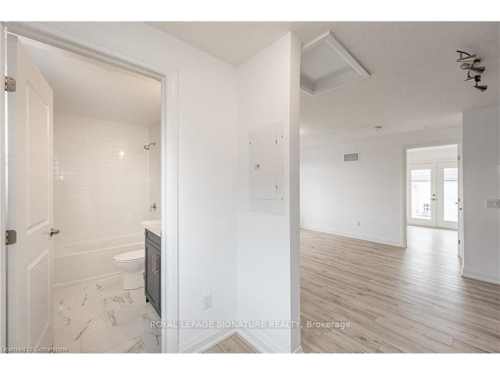 









777


Beach

Boulevard,
Hamilton,




ON
L8H 6Y5

