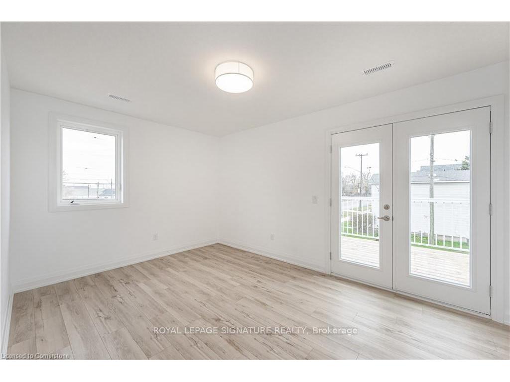 









777


Beach

Boulevard,
Hamilton,




ON
L8H 6Y5

