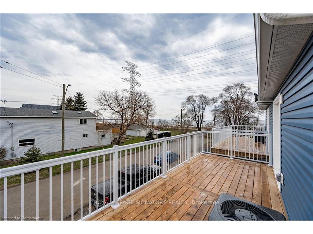 









777


Beach

Boulevard,
Hamilton,




ON
L8H 6Y5

