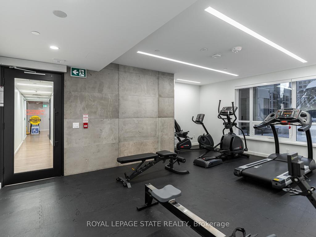 









71


Simcoe

Street, 2201,
Toronto,




ON
M5J 2S9

