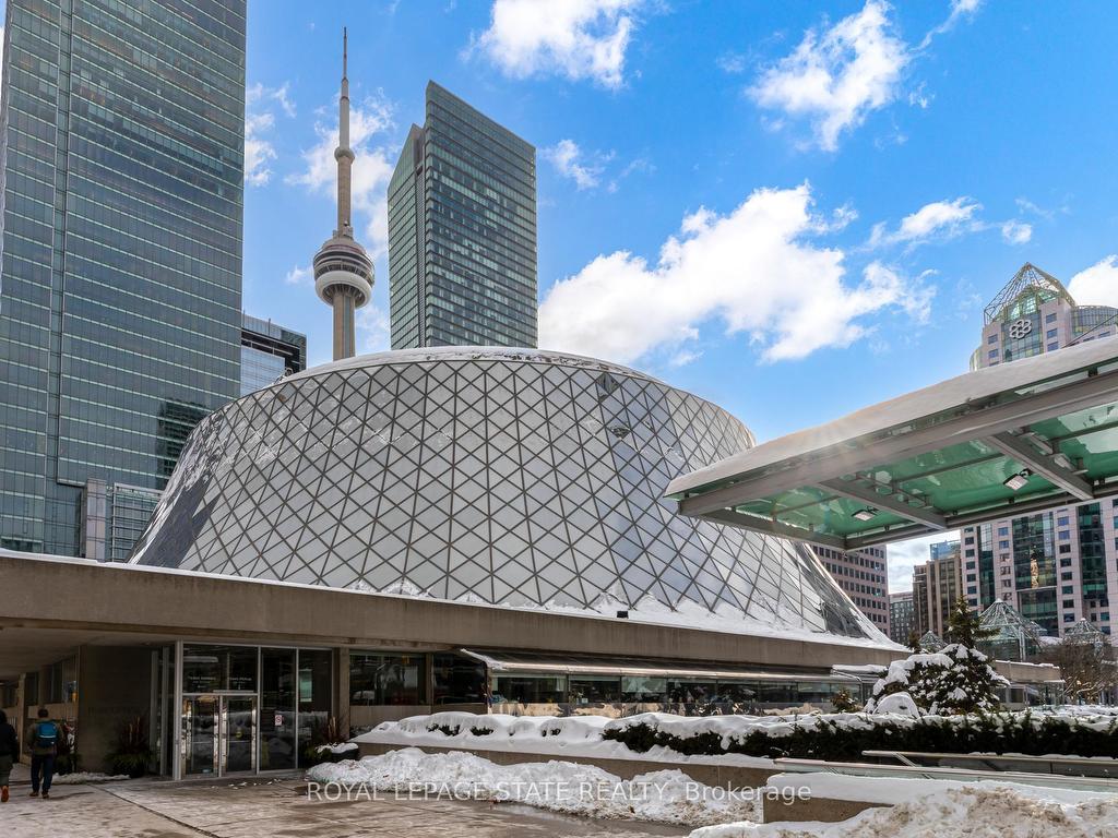 









71


Simcoe

Street, 2201,
Toronto,




ON
M5J 2S9

