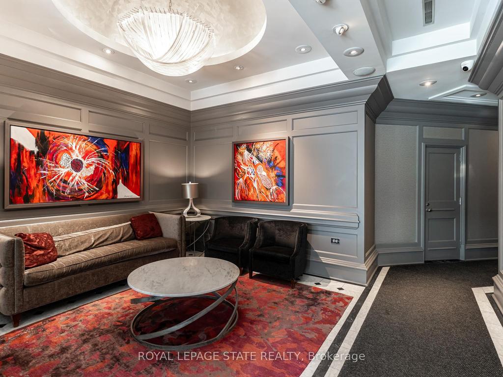 









71


Simcoe

Street, 2201,
Toronto,




ON
M5J 2S9

