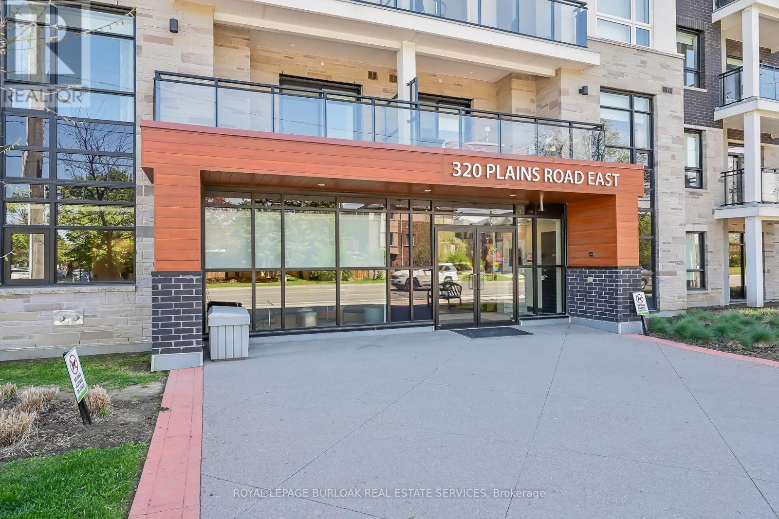












312 - 320 PLAINS ROAD E

,
Burlington,




Ontario
L7T0C1

