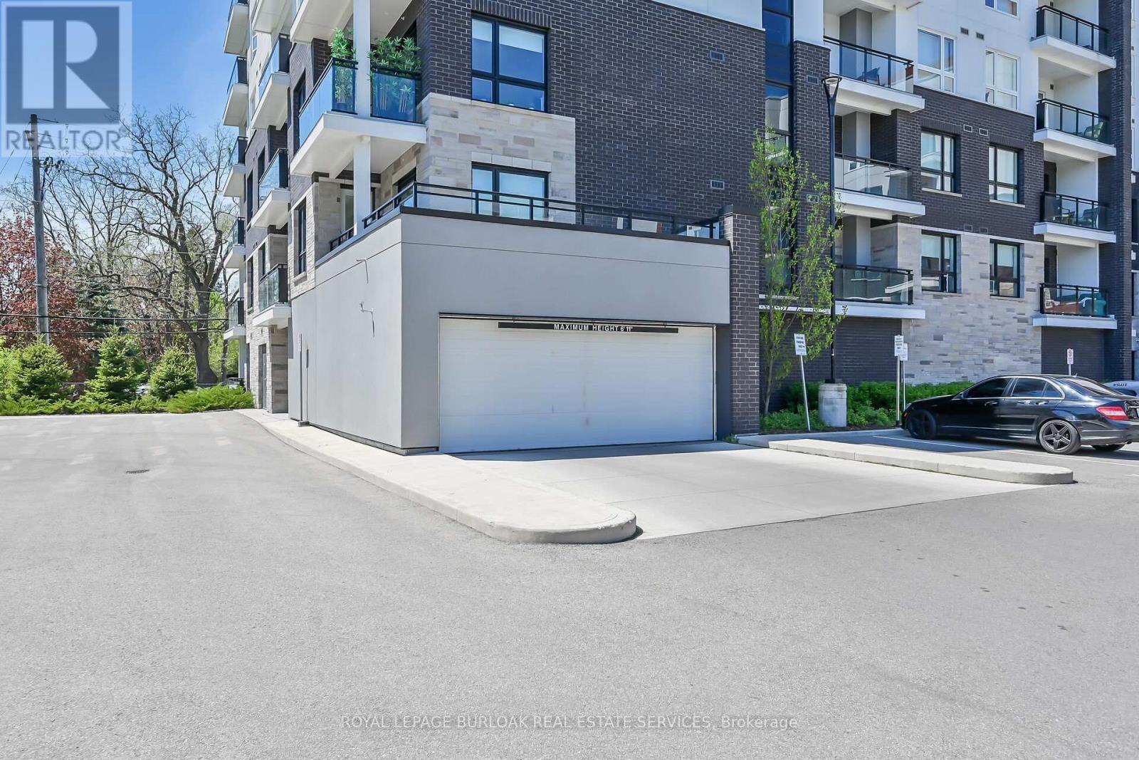 












312 - 320 PLAINS ROAD E

,
Burlington,




Ontario
L7T0C1

