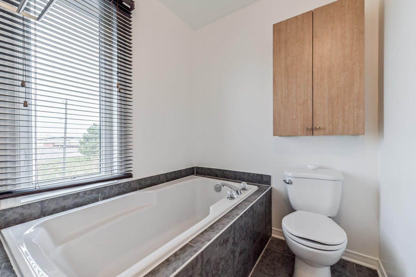 









1495


Ch. St-José

,
La Prairie,




QC
J5R6A9

