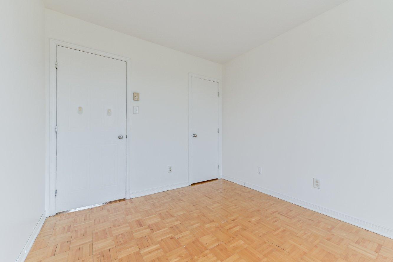 









1495


Ch. St-José

,
La Prairie,




QC
J5R6A9

