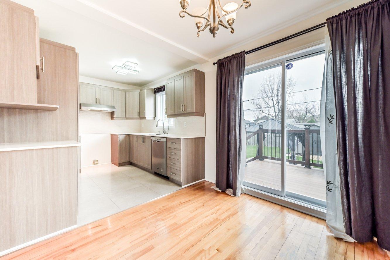 









1495


Ch. St-José

,
La Prairie,




QC
J5R6A9

