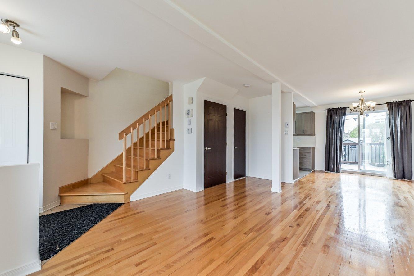 









1495


Ch. St-José

,
La Prairie,




QC
J5R6A9

