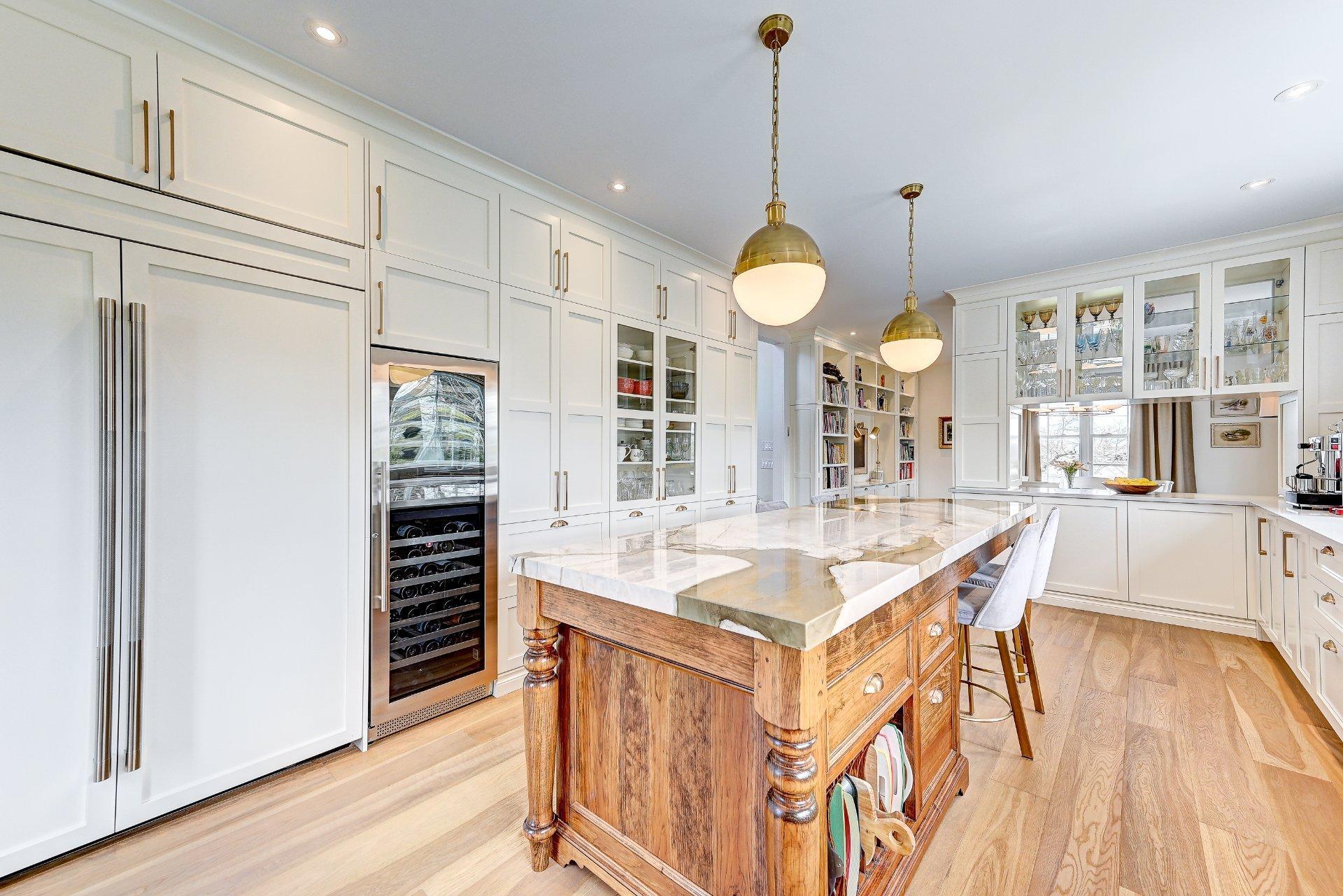 









73


Ch. du Richelieu

,
Saint-Basile-le-Grand,




QC
J3N1K6

