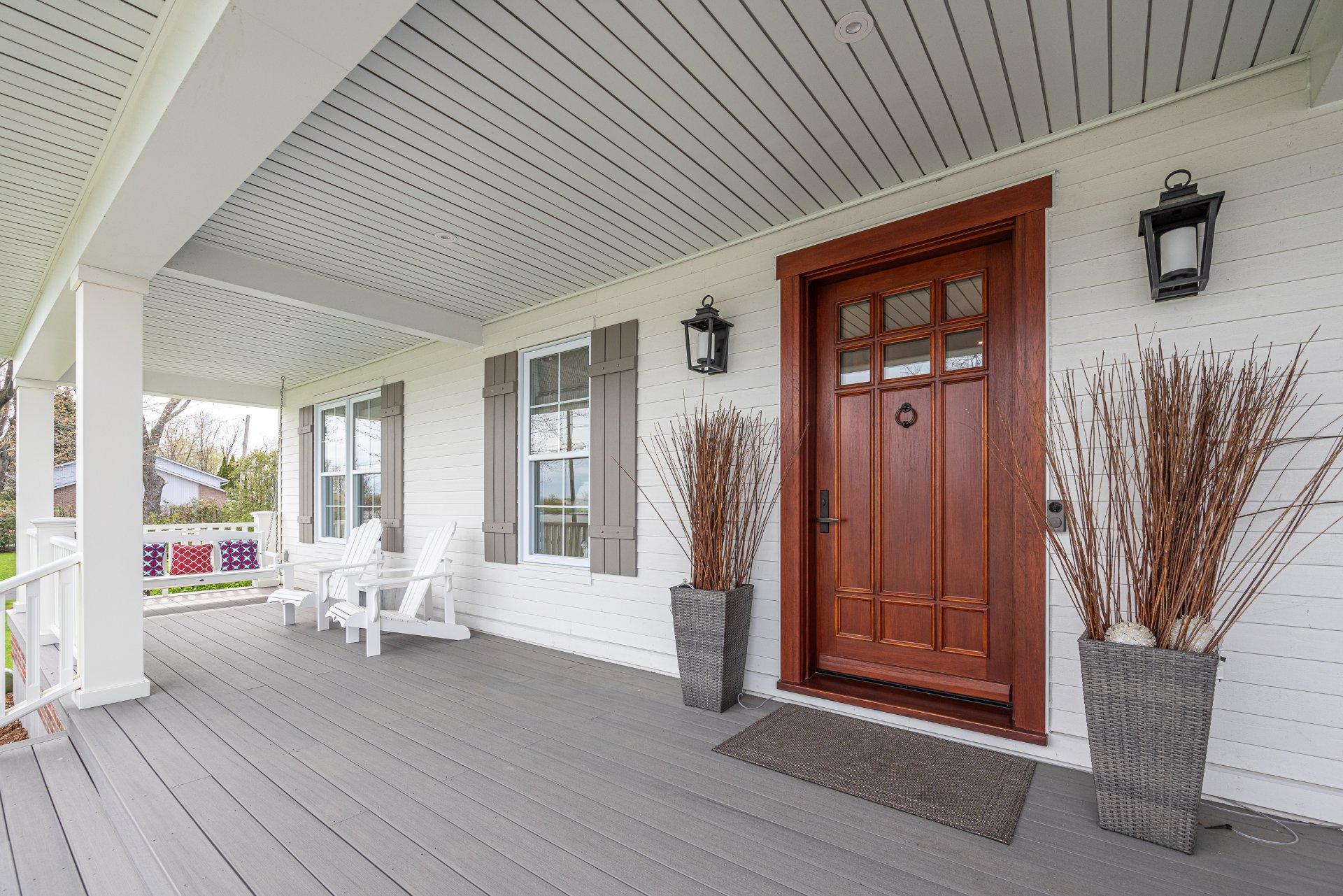 









73


Ch. du Richelieu

,
Saint-Basile-le-Grand,




QC
J3N1K6

