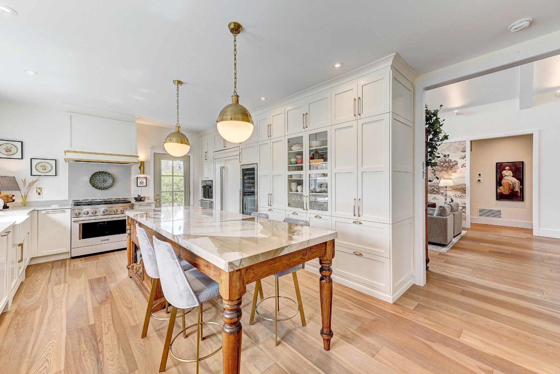 









73


Ch. du Richelieu

,
Saint-Basile-le-Grand,




QC
J3N1K6

