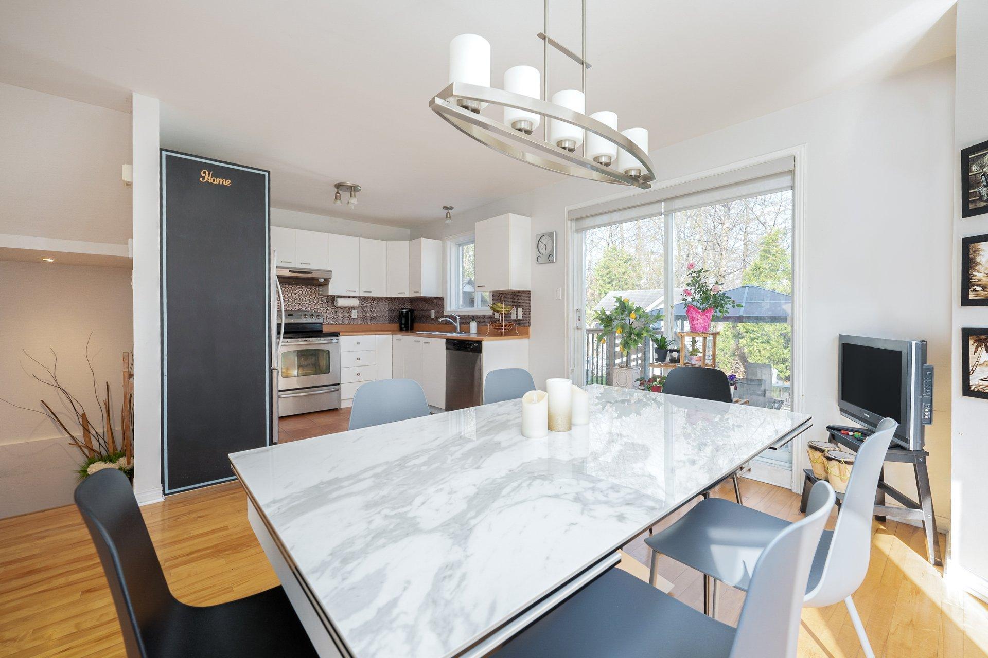 









3140


Rue Archambault

,
Longueuil (Le Vieux-Longueuil),




QC
J4M2W3

