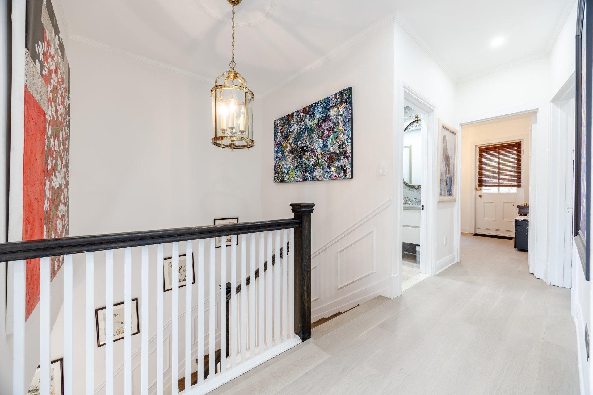 









35


Av. Thornhill

,
Westmount,




QC
H3Y2E1

