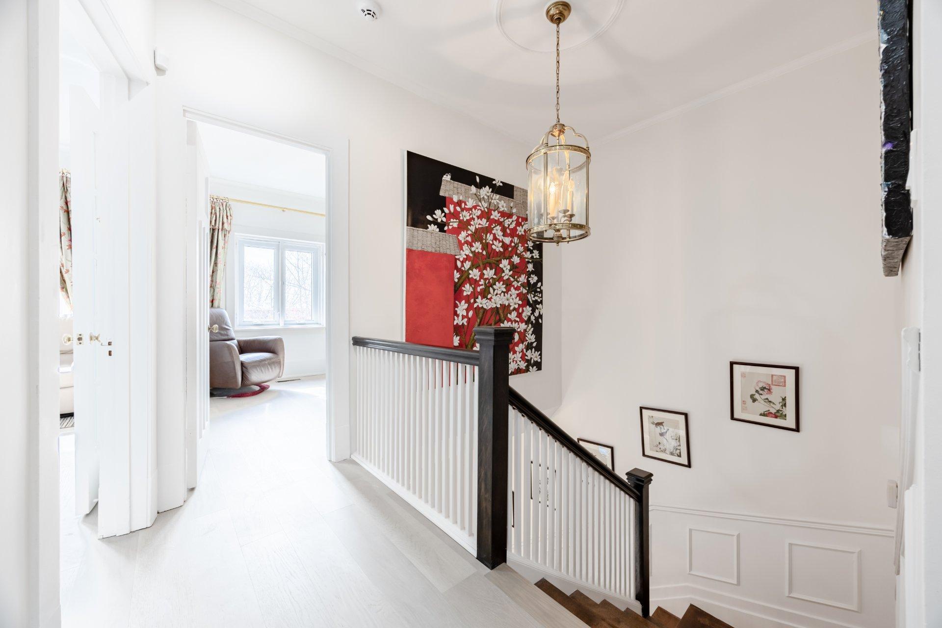 









35


Av. Thornhill

,
Westmount,




QC
H3Y2E1

