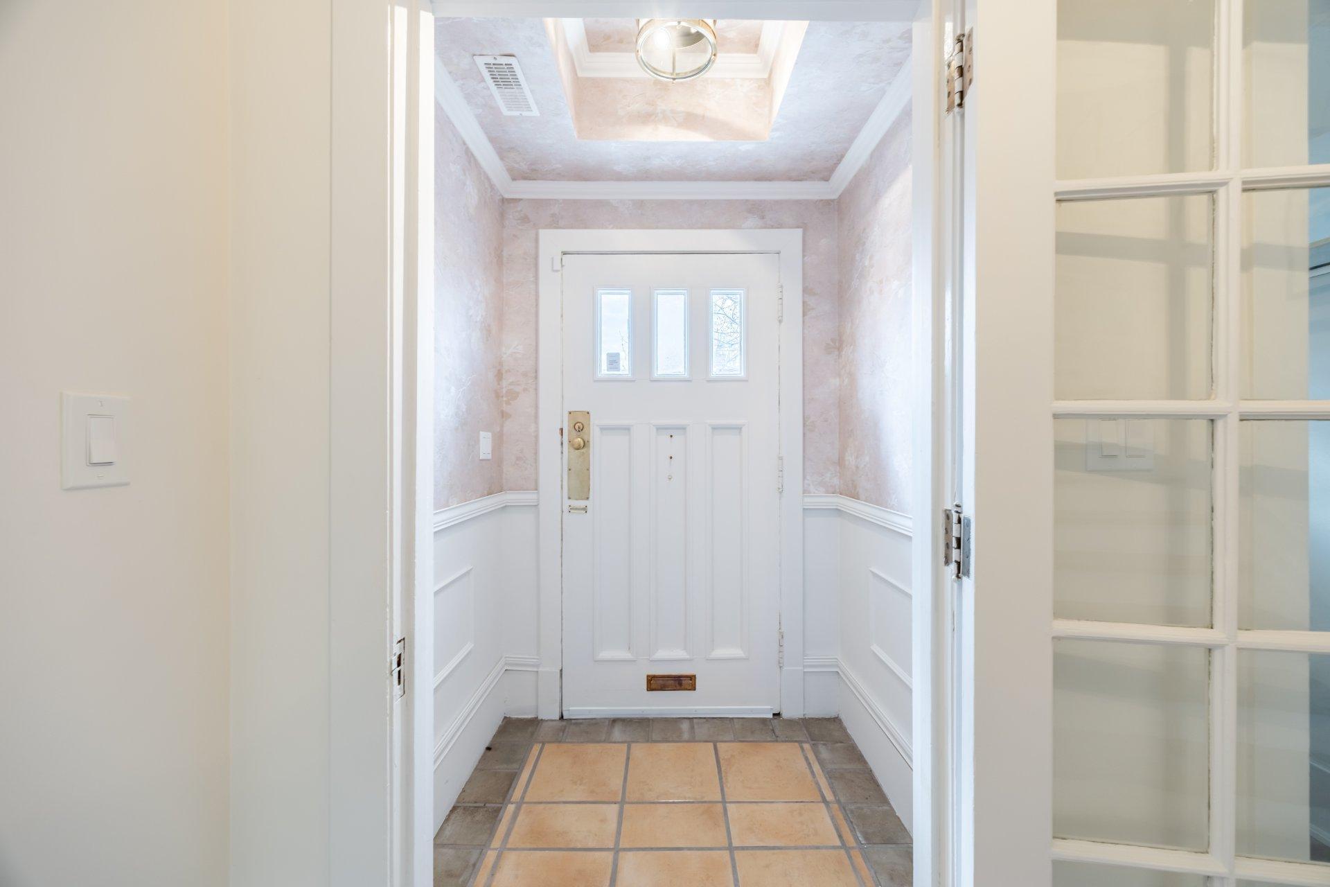 









35


Av. Thornhill

,
Westmount,




QC
H3Y2E1

