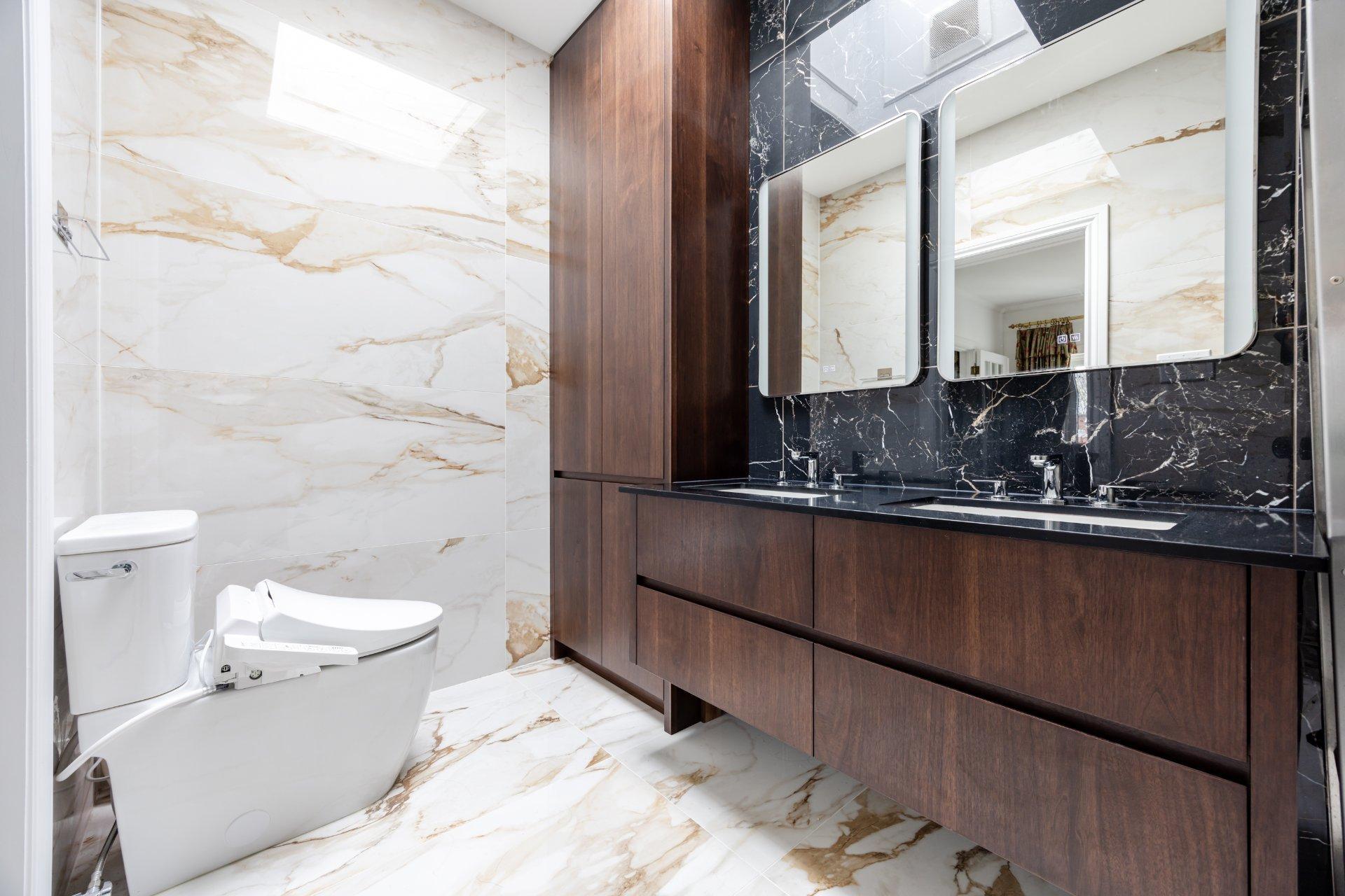 









35


Av. Thornhill

,
Westmount,




QC
H3Y2E1

