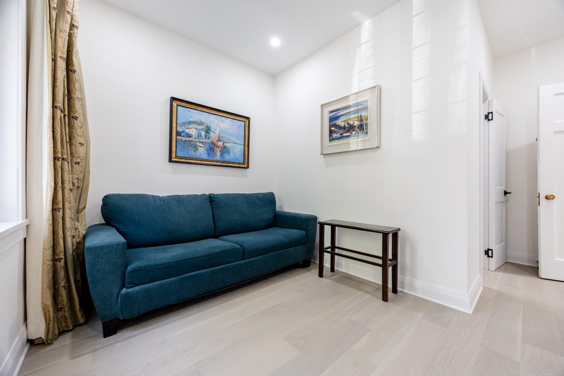 









35


Av. Thornhill

,
Westmount,




QC
H3Y2E1

